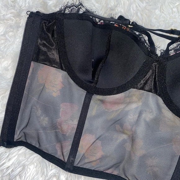 Victorias Secret Black Floral Bustier - Picture 4 of 9